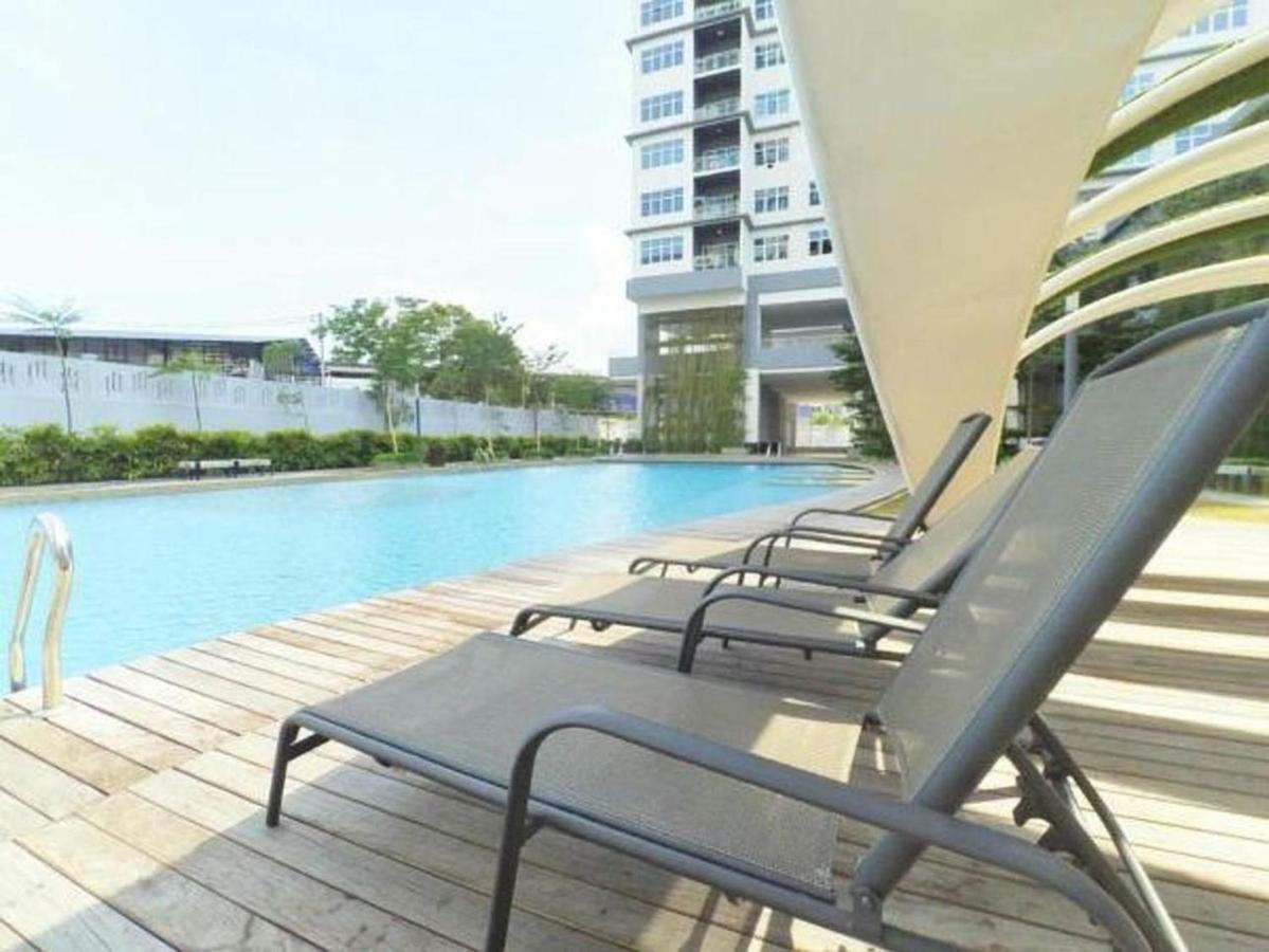 Puchong Skypod Residence, 1-5 Pax Cozy Unit, Walking Distance To Ioi Mall, 10Min Drive To Sunway Bagian luar foto